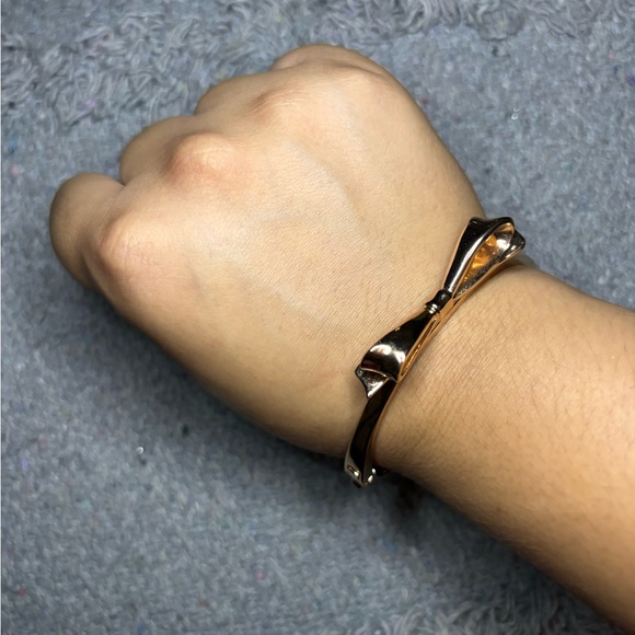 Kate Spade love notes hinged bow bracelet - Picture 3 of 6